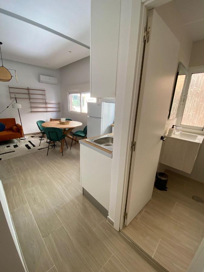 City Center And Beach Renovated Apartment ฟูเอนฮิโรลา ภายนอก รูปภาพ